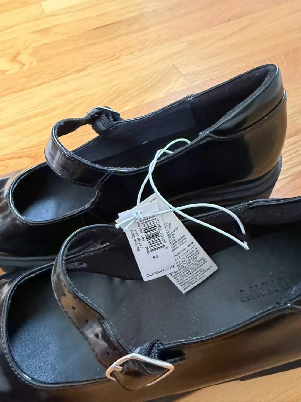 NWT Old Navy | Chunky Lug Sole Mary Jane Heels | Black, 9.5